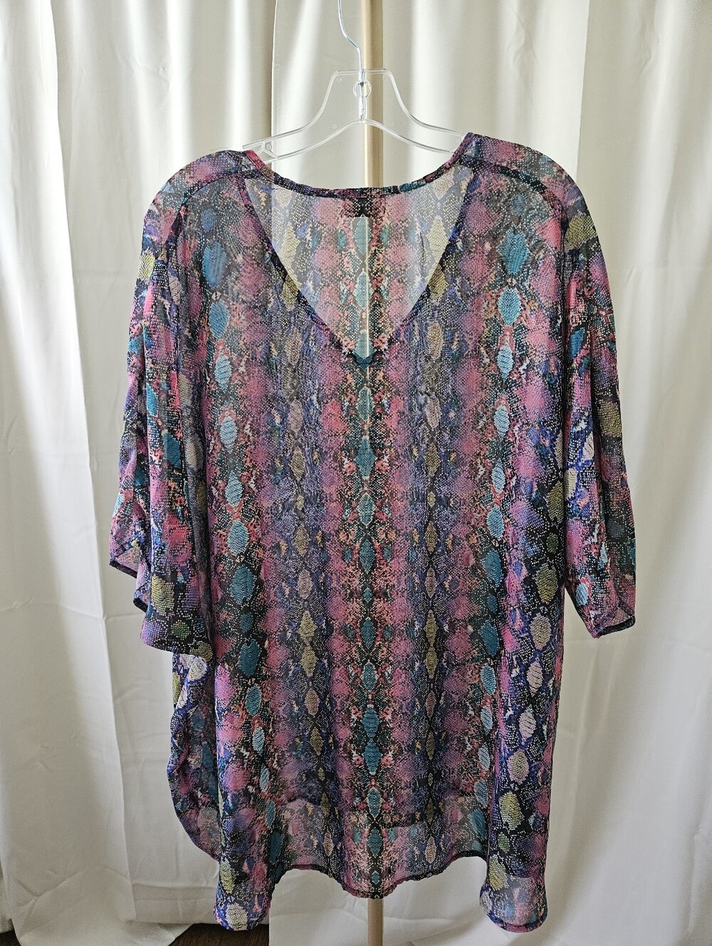 Show Me Your Mumu Snake Print Oversized V-Neck Blouse Cover-Up Top M - Picture 4 of 4